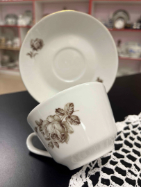 Чайный сервиз на 6 персон Kahla GDR, 200мл. Фарфор с деколью и золотом. Цена за 22пр. Картинка 5